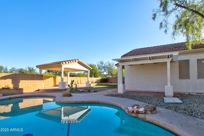 Building Photo - 4402 E Creosote Dr
