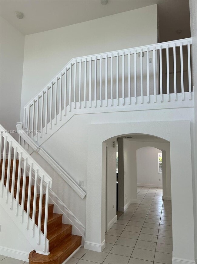 Building Photo - 16462 SW 48th Terrace