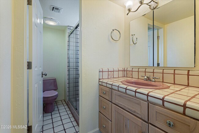 Building Photo - 10270 E Glenn St