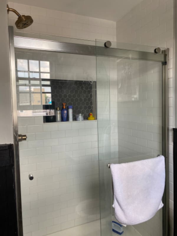 Building Photo - 185 Broadway