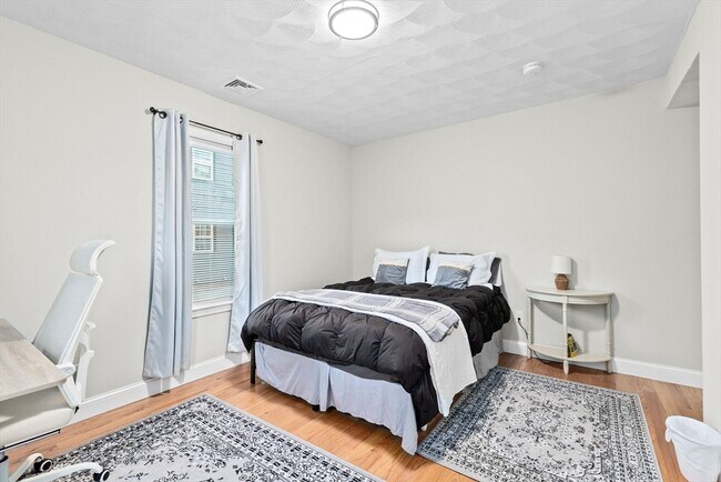 Building Photo - 57 Buffum St