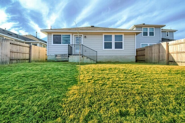 Building Photo - 5616 Corso Ct
