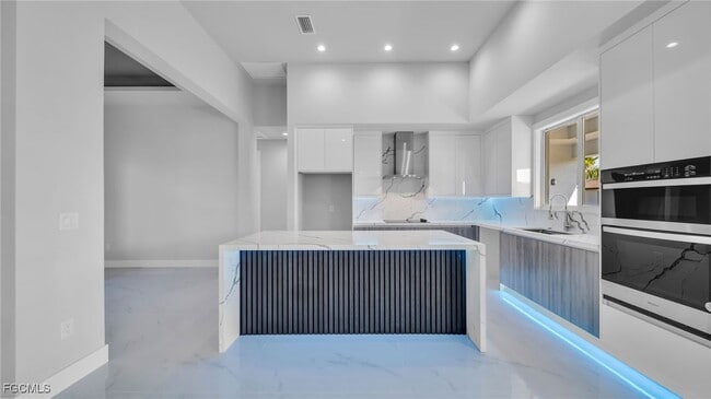 Building Photo - 1029 NW 35th Pl