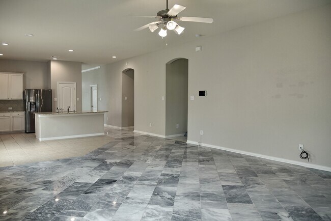 Building Photo - 2232 Ivy Wall Dr
