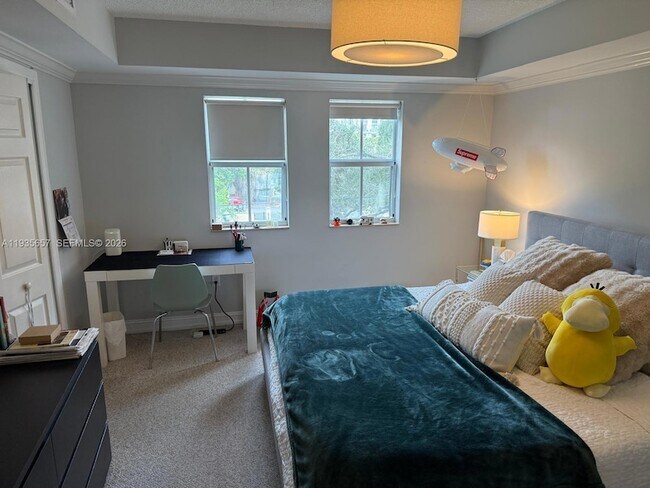 Building Photo - 101 Sidonia Ave