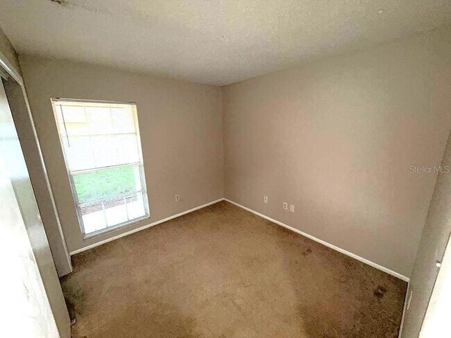 Building Photo - 1311 Alfonzo Cir