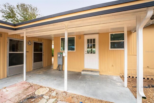 Building Photo - 2714 Vindale Rd