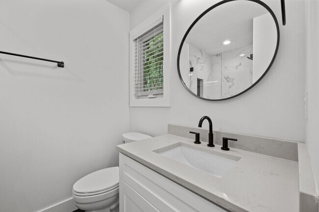 Building Photo - New Construction in Trinity Park near Duke - 2 Bed, 2 Bath, Stunning! - Pet Friendly