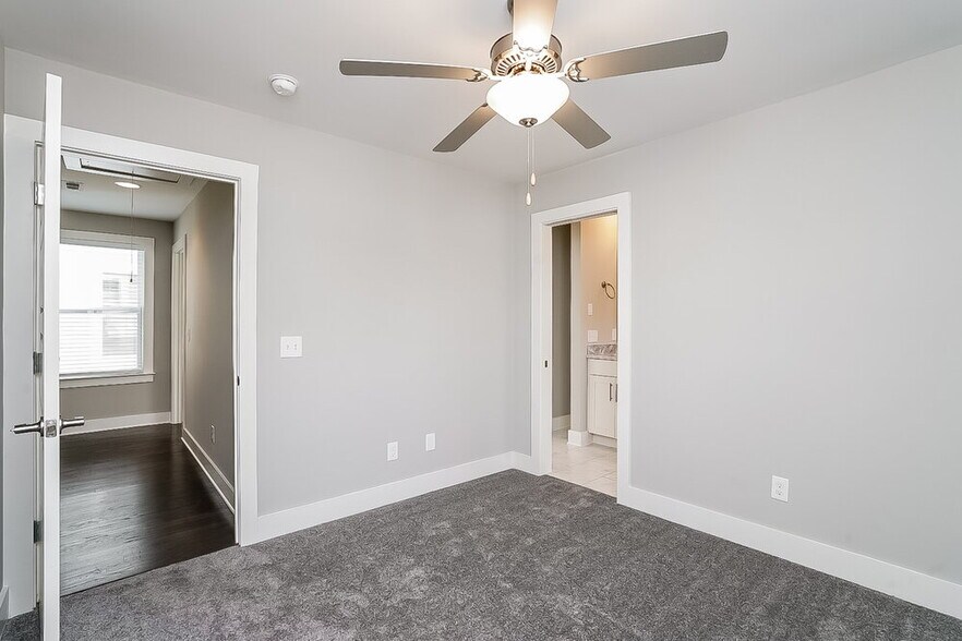 Building Photo - 3411 Old Anderson Rd