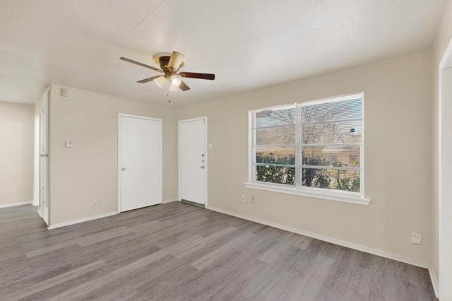 Building Photo - 310 Palm Oak Dr