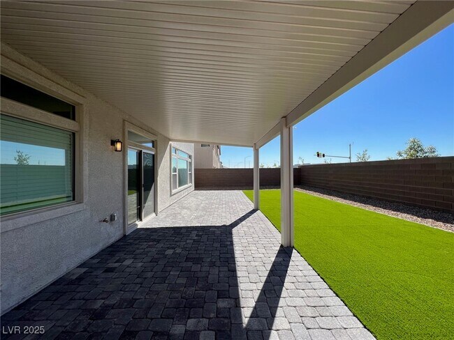 Building Photo - 7171 Bold Rock Ave