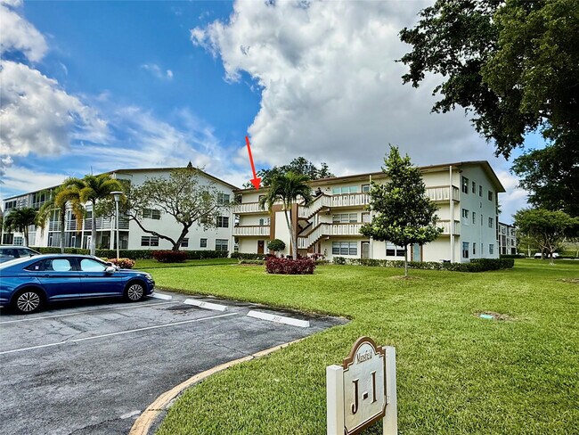 Building Photo - 417 Mansfield I