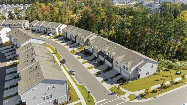 Building Photo - 1606 Clayfire Dr.