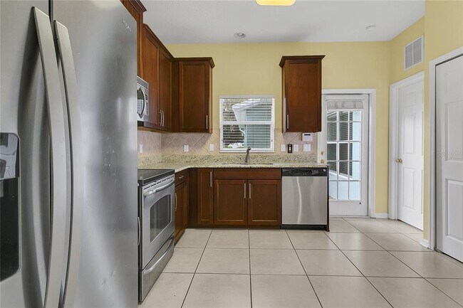 Building Photo - 543 Rainbow Springs Loop