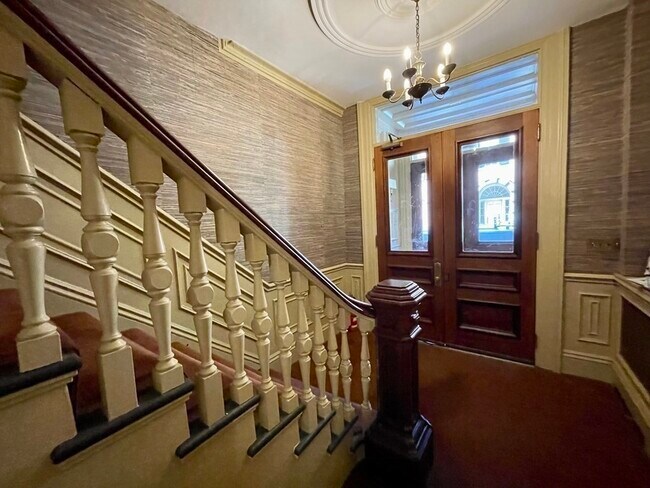 Building Photo - 21 Mount Vernon Sq