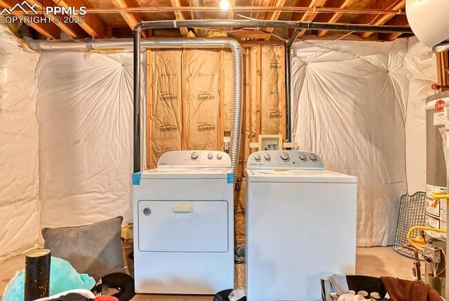 Building Photo - 6180 Kettle Ct