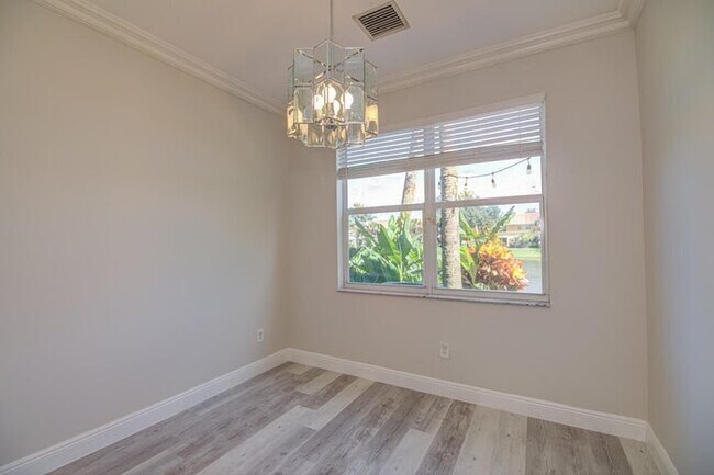 Building Photo - 446 Rainbow Springs Terrace