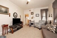 Building Photo - 524 N Franklin St