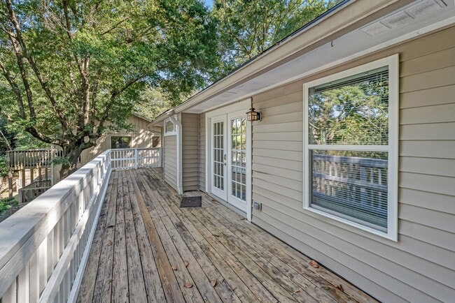 Building Photo - Charming 2-Bedroom, 2-Bath Home in the Hea...