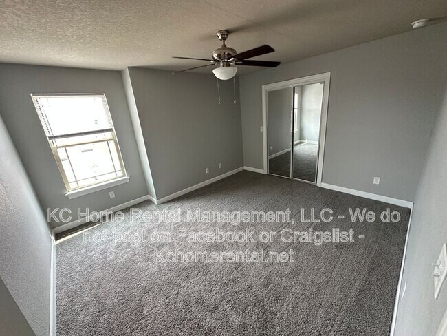 Building Photo - 10540 Kane Dr