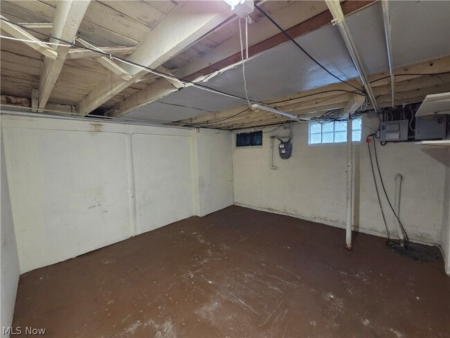 Building Photo - 5223 Paine Ave