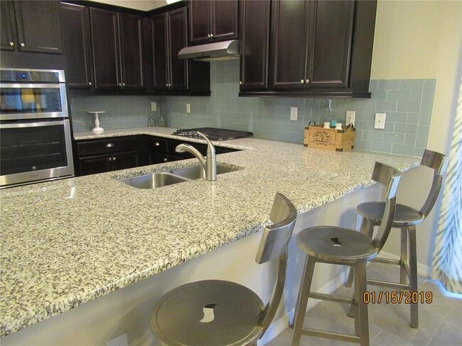 Building Photo - 8067 Pond Apple Dr