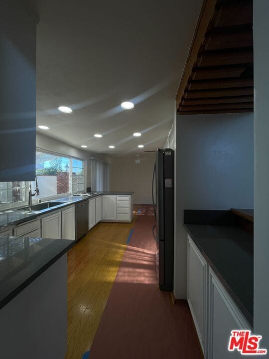 Building Photo - 4304 Park Corona