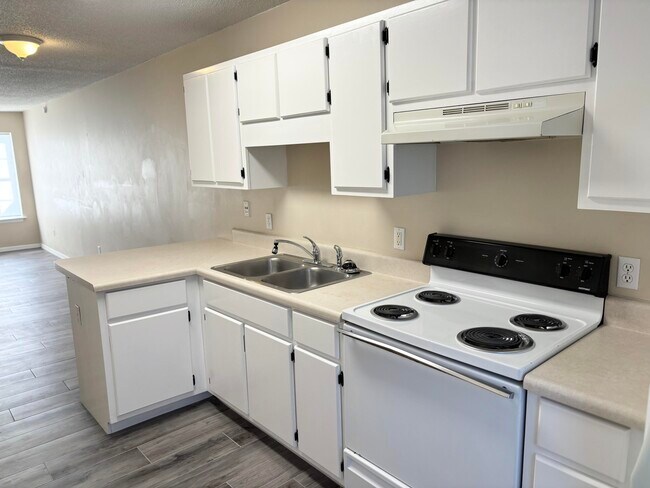 Building Photo - 6903 Sea Turtle Cir