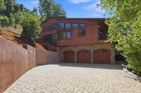 Building Photo - 3911 Pepper Tree Ct