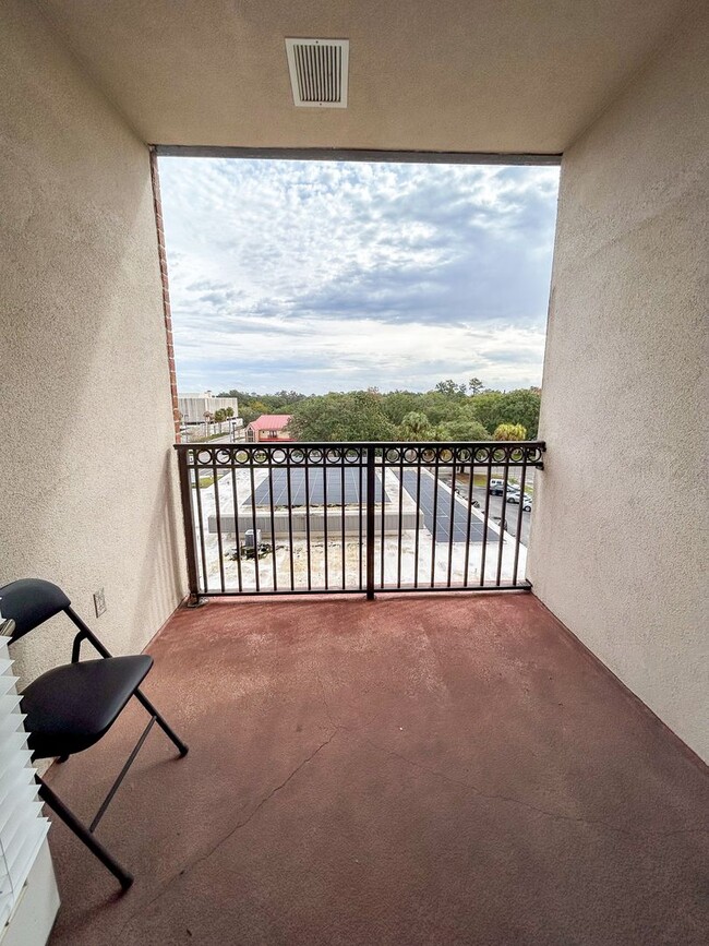 Building Photo - Union Street Station #324