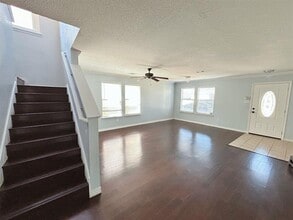 Building Photo - 8008 Hidden Oaks Dr