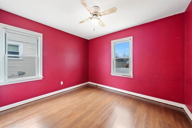 Building Photo - 2727 Bellwood Ave