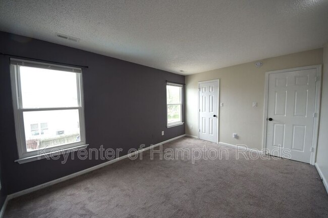 Building Photo - 1197 Dovetail Ct