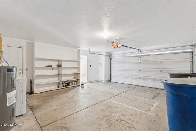 Building Photo - 1743 E Tara Dr