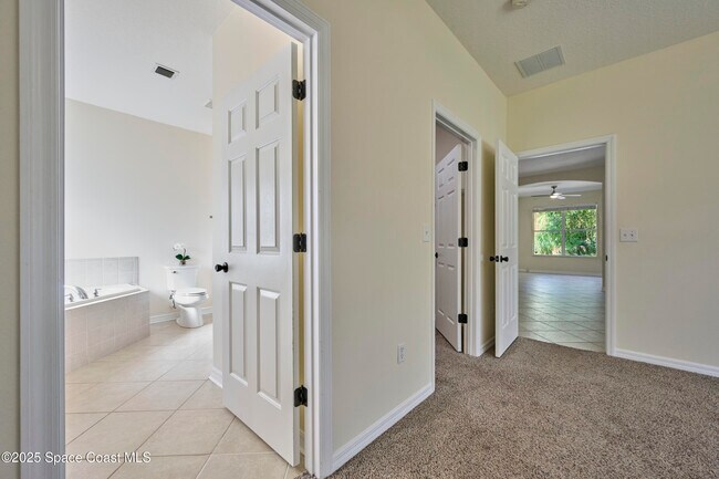 Building Photo - 9086 107th Ct