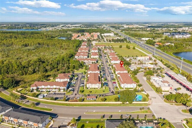 Building Photo - 8945 Shine Dr