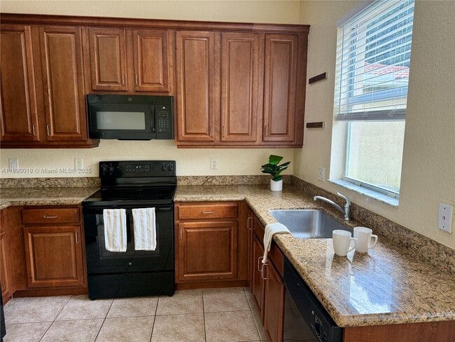 Building Photo - 7828 Parsons Pine Dr