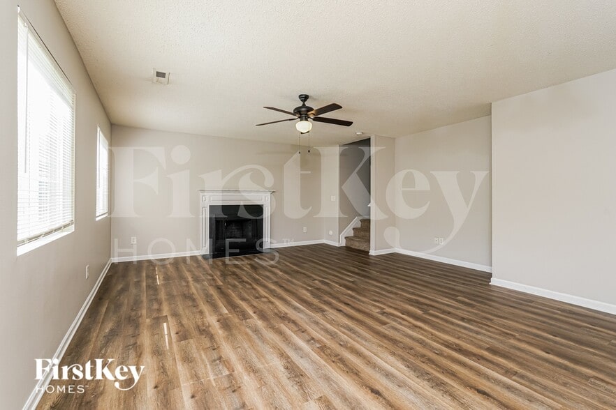 Building Photo - 2645 Ninfield Dr