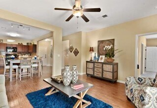 Building Photo - 3 bedroom in Richmond TX 77407