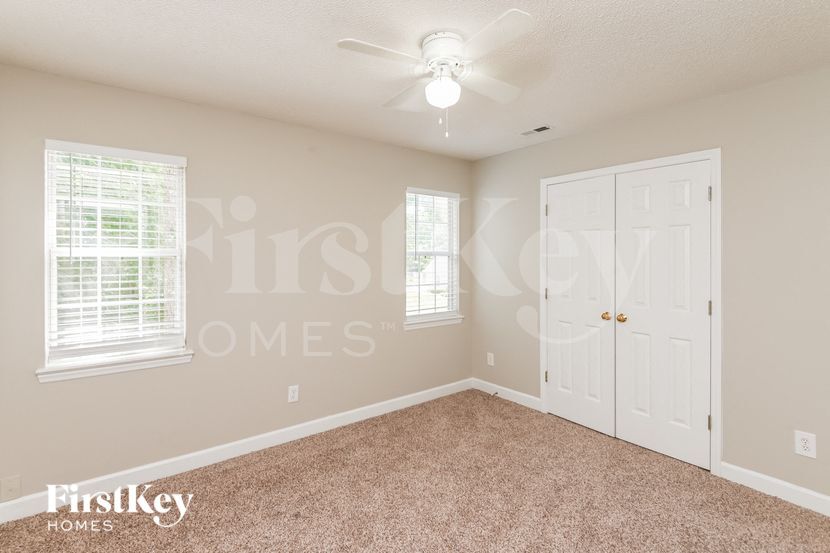 Building Photo - 5000 Scaleybark Ct