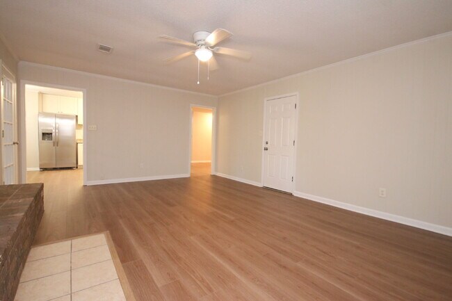 Building Photo - Country Living at Its Best! Renovated 3BR Home on Over an Acre with Sunroom, Fireplace & Room to ...