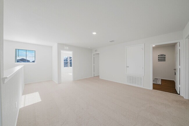 Building Photo - 13721 Crossbow Rdg