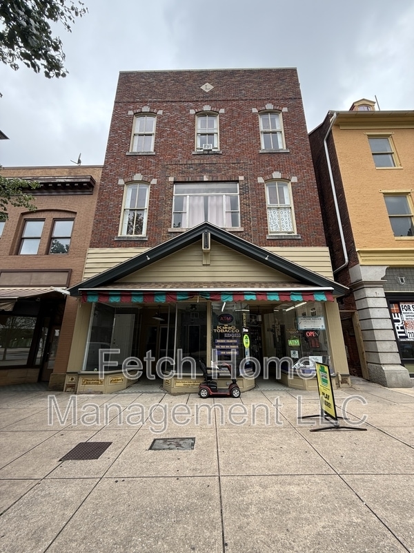 Primary Photo - 49-51 West Market Street - 3R