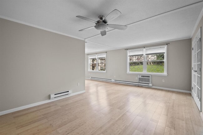 Building Photo - 407 Sierra Vista Ln