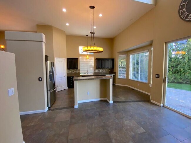 Building Photo - Wingfield Springs/Red Hawk Golf Course - E...