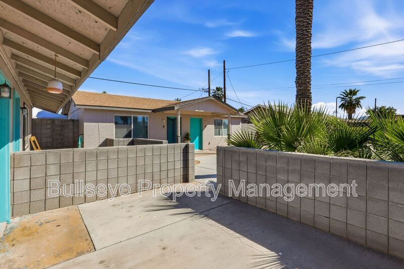 Building Photo - 840 E Turney Ave