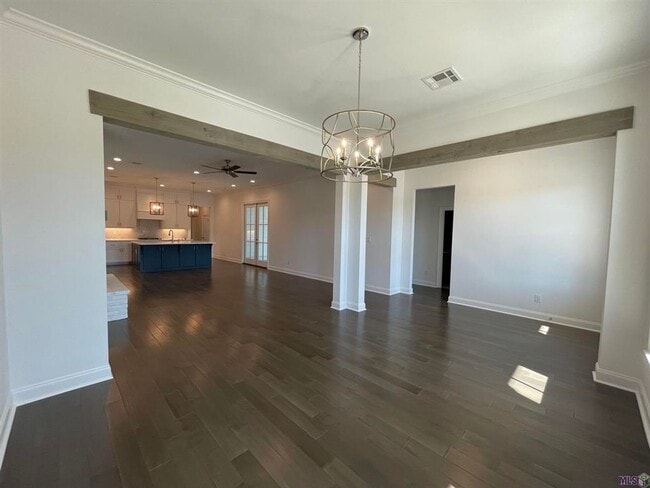 Building Photo - 4 Bedroom House in Materra with Fenced Yard