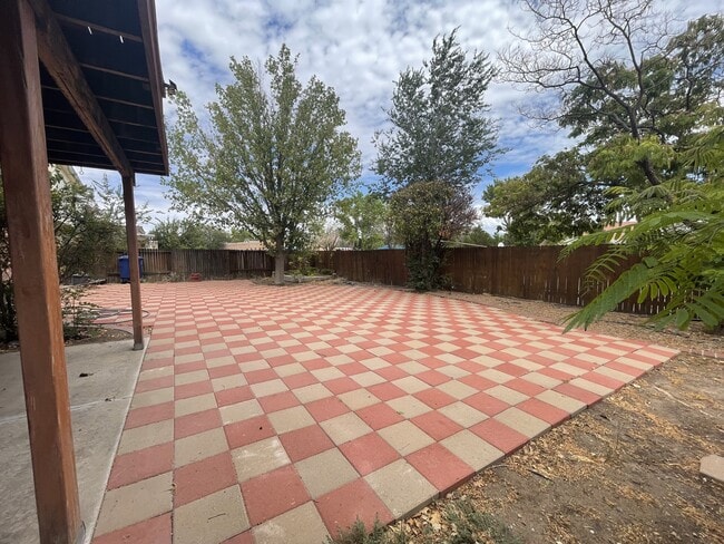 Building Photo - 6308 Montano Pointe Rd NW
