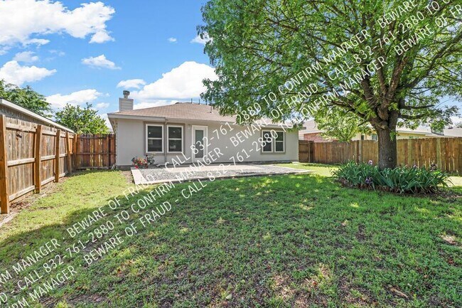 Building Photo - 2610 Lookout Dr