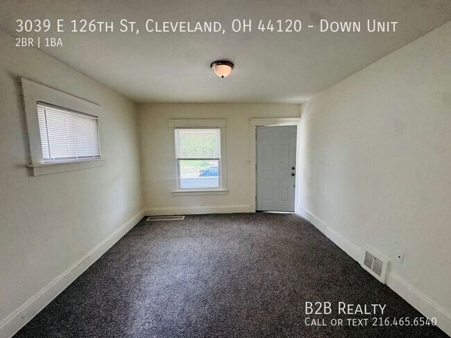 Building Photo - 3039 E 126th St